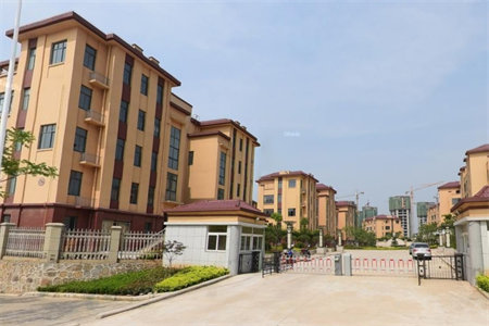 城东滕投人和天地3室2厅1卫116万99m2出售